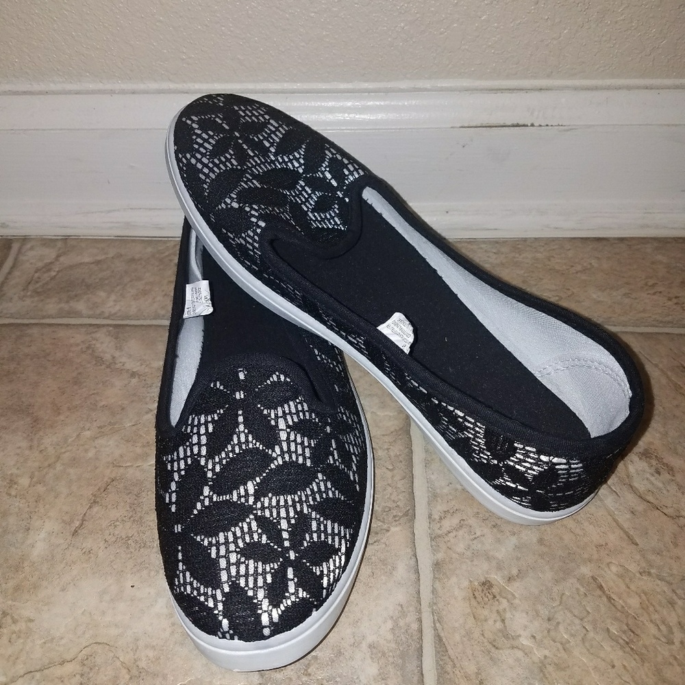 Woman's shoes